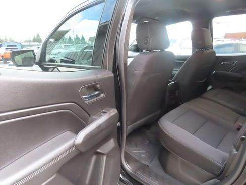 Used 2023 Chevrolet Colorado LT w/ LT Convenience Package II image 20