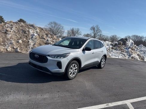 Used 2025 Ford Escape Active image 2