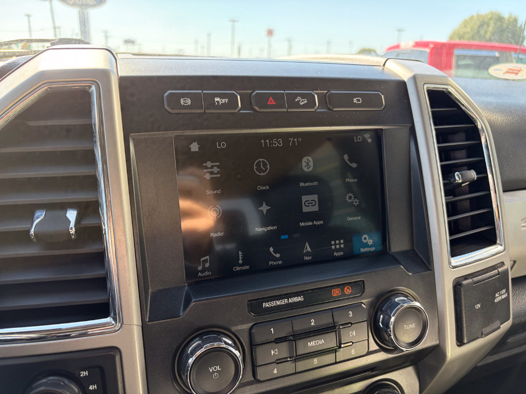 Certified 2018 Ford F350 Lariat w/ Chrome Package AWD/4WD image 24