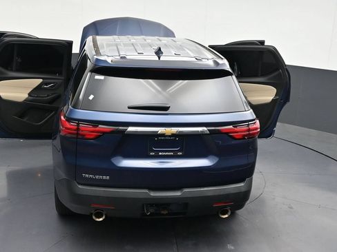 Used 2023 Chevrolet Traverse LS FWD image 37