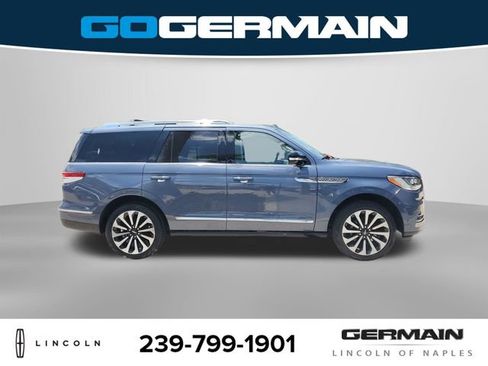 Certified 2022 Lincoln Navigator Reserve AWD/4WD image 6