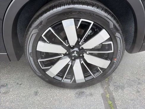 New 2026 Mitsubishi Outlander AWD image 22