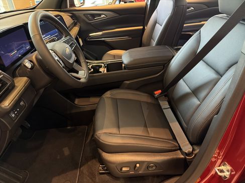 New 2026 Chevrolet Traverse LT image 9