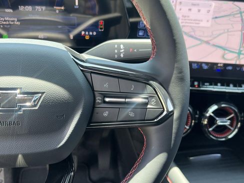 New 2025 Chevrolet Blazer EV RS image 23