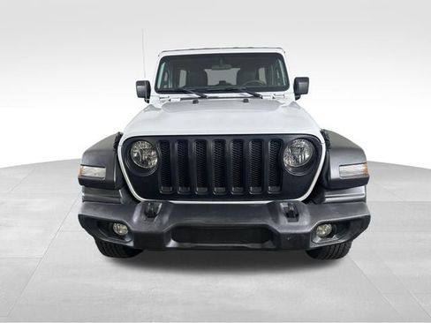 Used 2022 Jeep Wrangler Unlimited Sport AWD/4WD image 9