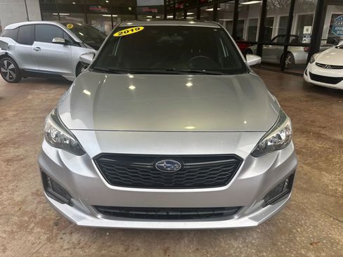 Used 2019 Subaru Impreza 2.0i Sport image 2