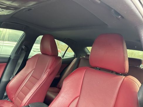 Used 2016 Lexus IS 300 AWD w/ F Sport Package image 17