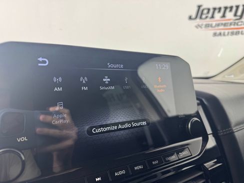 Used 2025 Nissan Pathfinder Platinum w/ Cargo Package FWD image 19