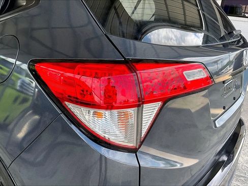 Used 2022 Honda HR-V Sport image 20