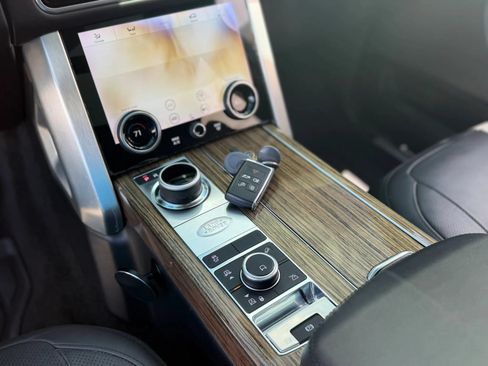 Used 2019 Land Rover Range Rover Long Wheelbase Supercharged AWD/4WD image 38