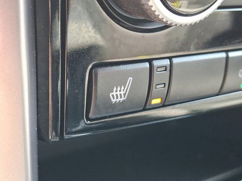 Used 2022 Subaru Ascent Premium w/ Convenience Package image 24