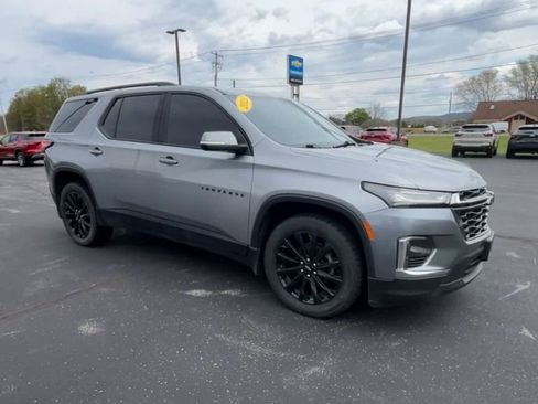Certified 2023 Chevrolet Traverse RS AWD/4WD image 2
