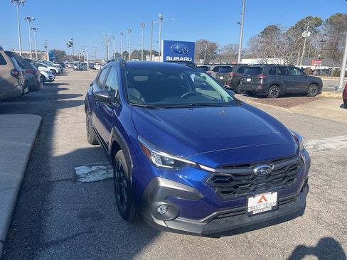 Certified 2025 Subaru Crosstrek 2.5i Limited w/ Crosstrek Mirror Package image 2