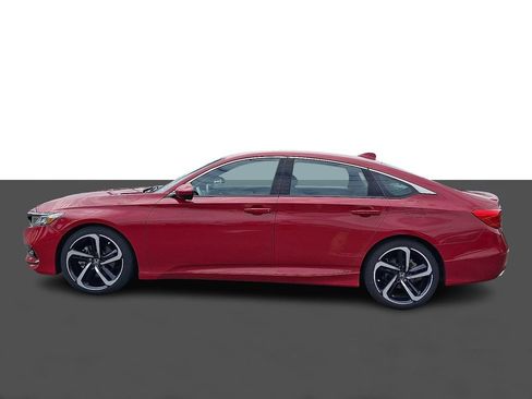 Used 2018 Honda Accord Sport image 4