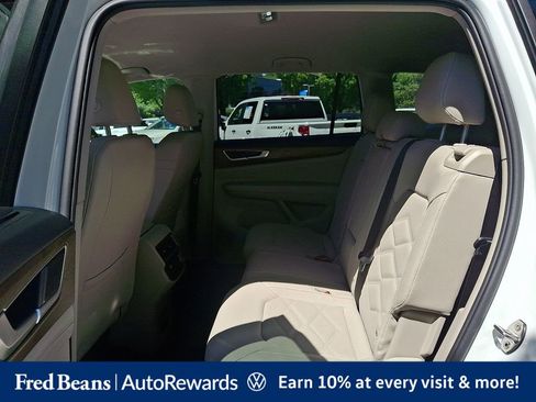 Certified 2025 Volkswagen Atlas SE AWD/4WD image 15