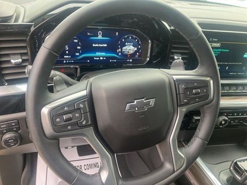 Used 2025 Chevrolet Silverado 1500 RST w/ Convenience Package II AWD/4WD image 17