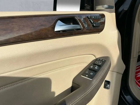 Used 2014 Mercedes-Benz ML 350 4MATIC image 11