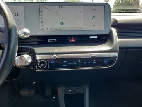 Used 2024 Hyundai Ioniq 5 SEL image 15