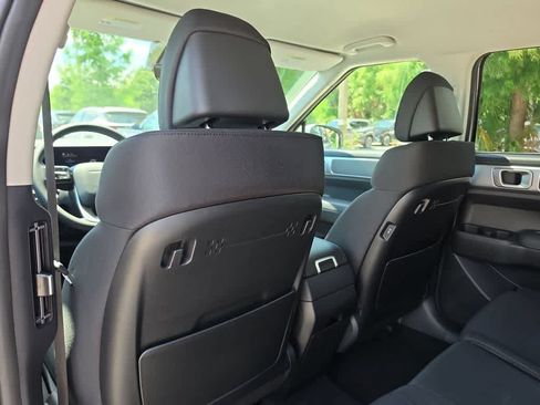 New 2026 Hyundai Santa Fe SE FWD image 19