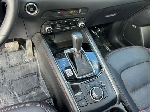 Used 2023 MAZDA CX-5 Carbon Edition image 23