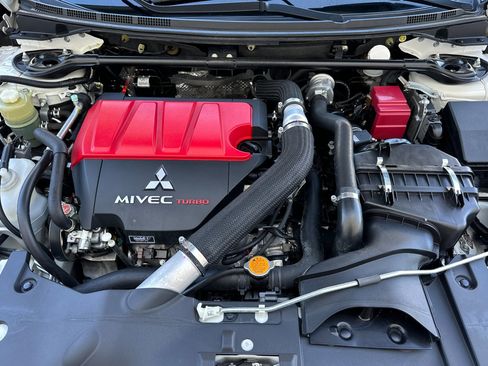 Used 2010 Mitsubishi Lancer Evolution GSR image 48