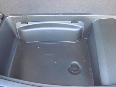 Used 2023 Dodge Durango R/T w/ Blacktop Package image 8