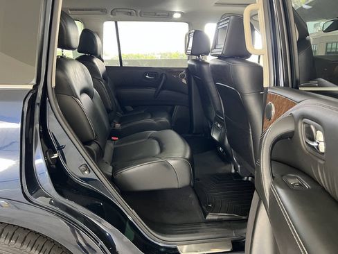 Used 2017 INFINITI QX80 4WD w/ Driver Assistance Package image 20