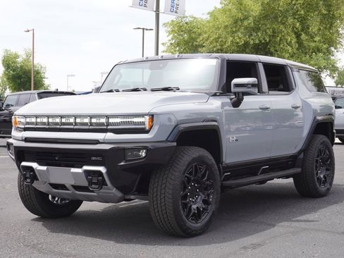 New 2025 GMC Hummer EV 2X image 4