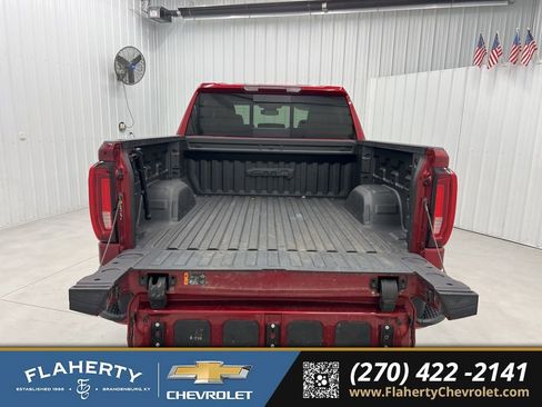 Used 2024 GMC Sierra 1500 AT4 w/ AT4 Premium Package image 21