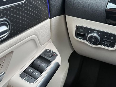 Used 2024 Mercedes-Benz GLA 250 4MATIC image 21