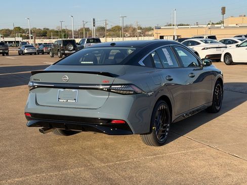 New 2026 Nissan Sentra SR image 5