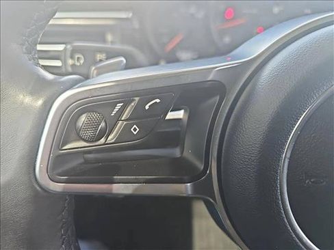 Used 2021 Porsche Macan AWD/4WD image 20