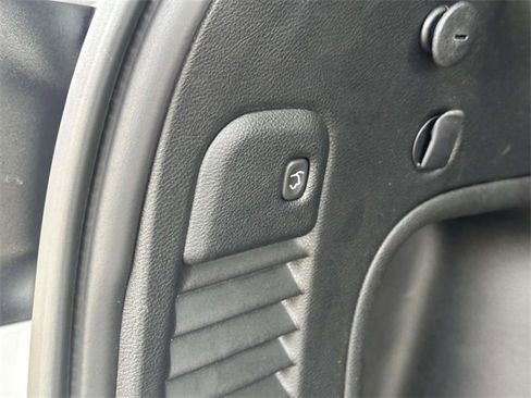 Certified 2022 Jeep Grand Cherokee Limited image 29