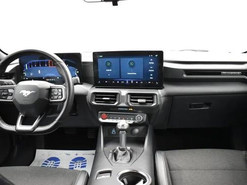 Used 2024 Ford Mustang Coupe image 16