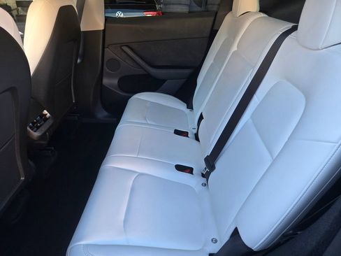 Used 2023 Tesla Model Y Long Range image 12