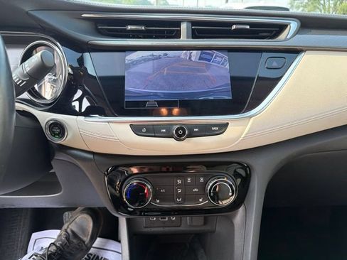 Certified 2023 Buick Encore GX Preferred w/ Cold Weather Comfort Package FWD image 18
