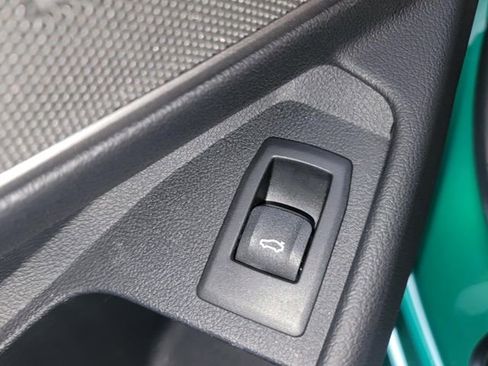 Used 2023 BMW M3 Competition w/ M Carbon Exterior Package image 33