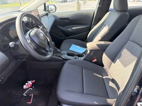 Used 2026 Toyota Corolla LE FWD image 4
