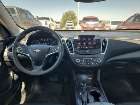 Used 2024 Chevrolet Malibu LT FWD image 14