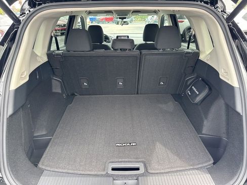 New 2026 Nissan Rogue SV FWD image 16