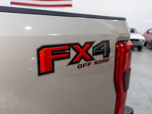 Used 2017 Ford F250 Lariat w/ Chrome Package AWD/4WD image 26