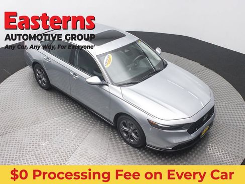Used 2024 Honda Accord EX image 3