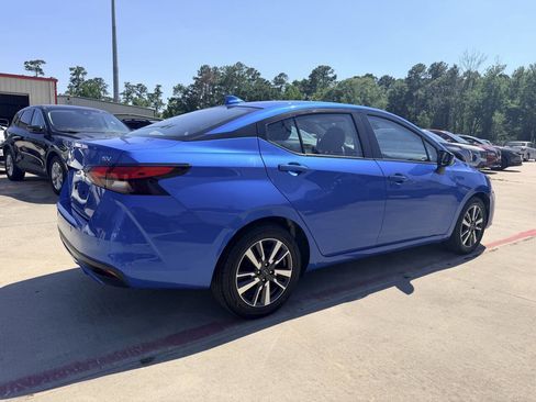 Used 2024 Nissan Versa SV FWD image 41