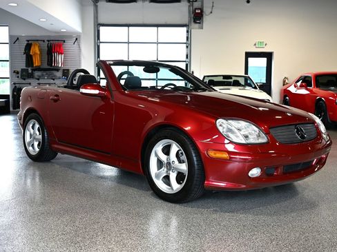 Used 2002 Mercedes-Benz SLK 320 w/ K4 Opt Pkg image 3