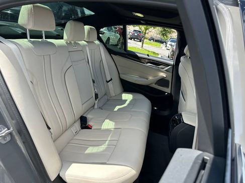 Used 2021 BMW 530i w/ Premium Package RWD image 28