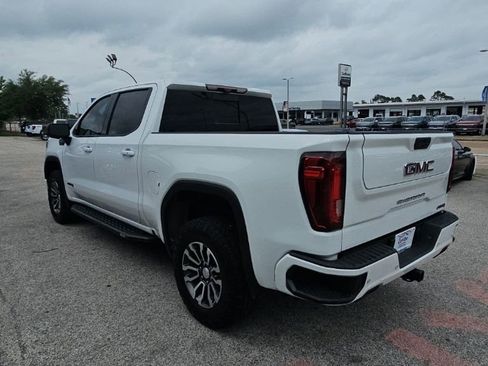 Used 2021 GMC Sierra 1500 AT4 w/ AT4 Value Package AWD/4WD image 5