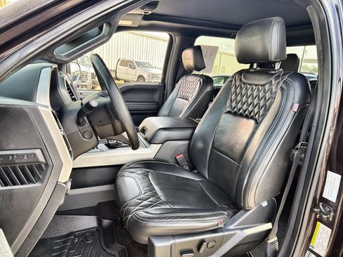 Used 2020 Ford F150 Lariat w/ Equipment Group 502A Luxury AWD/4WD image 11