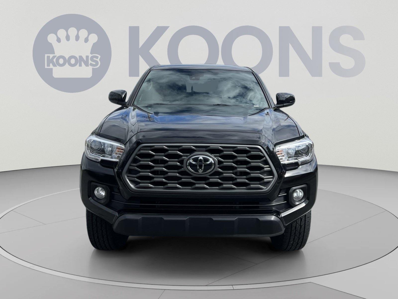 Used 2023 Toyota Tacoma TRD Off-Road w/ Technology Package AWD/4WD image 11