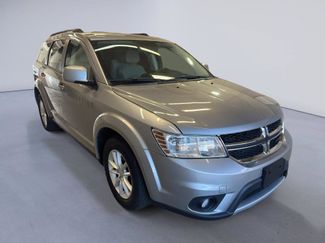 Used 2015 Dodge Journey SXT w/ Flexible Seating Group image 1