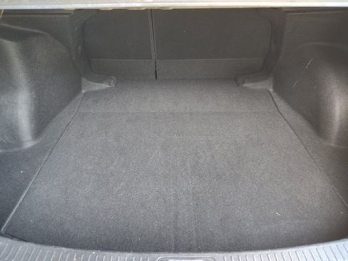 Used 2023 Toyota Corolla LE FWD image 18